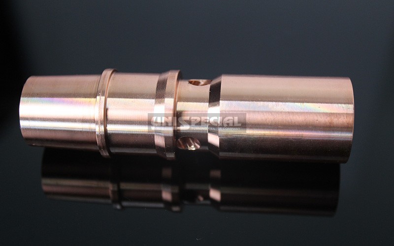 60 ° Inclined hole Brass Connector machined by Unispecial - appplication: Electrical Appliances